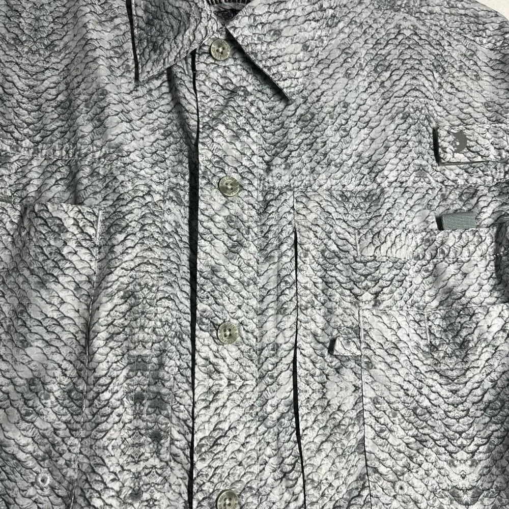 Reel Legends Shirt Mens Saltwater Gray White Button Up Long Sleeve Fishing Sz M